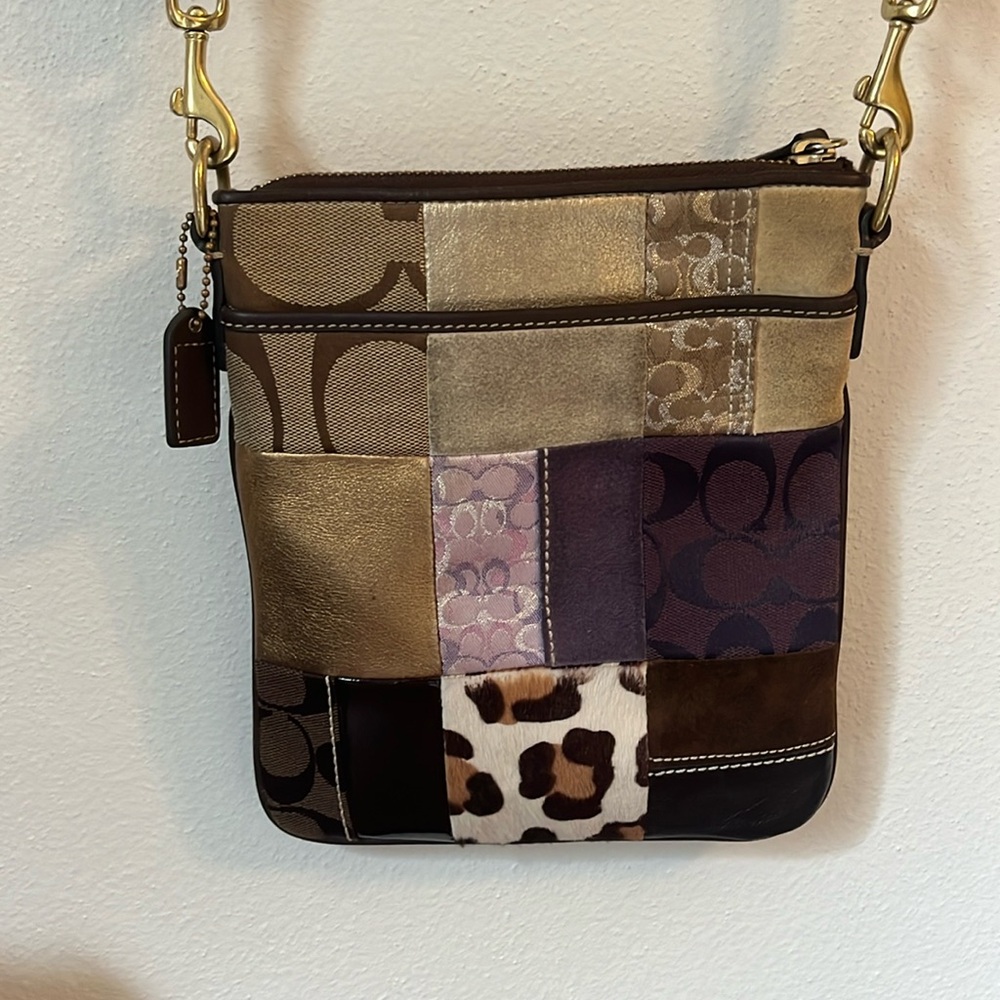 Crossover small coach purse